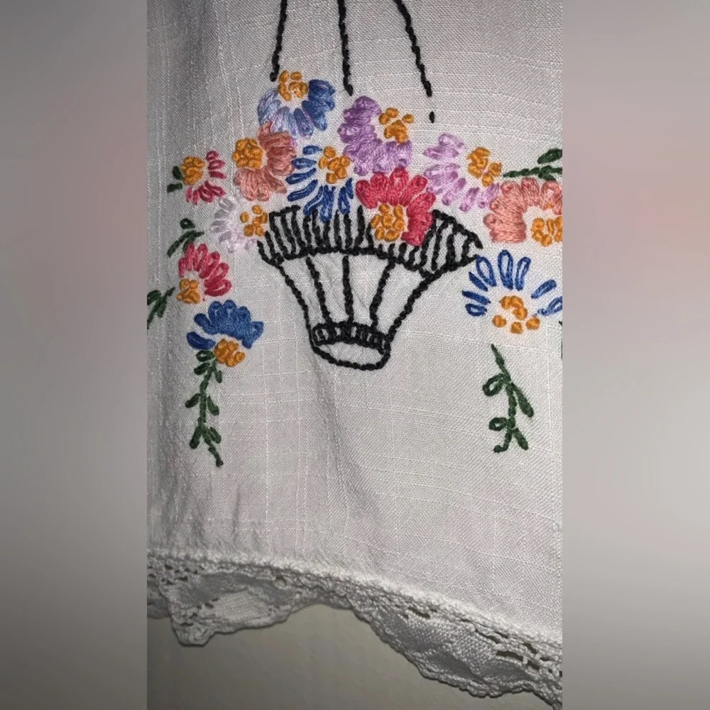 Handmade Embroidered Table Runner Needs Minor Repair 13 x 37